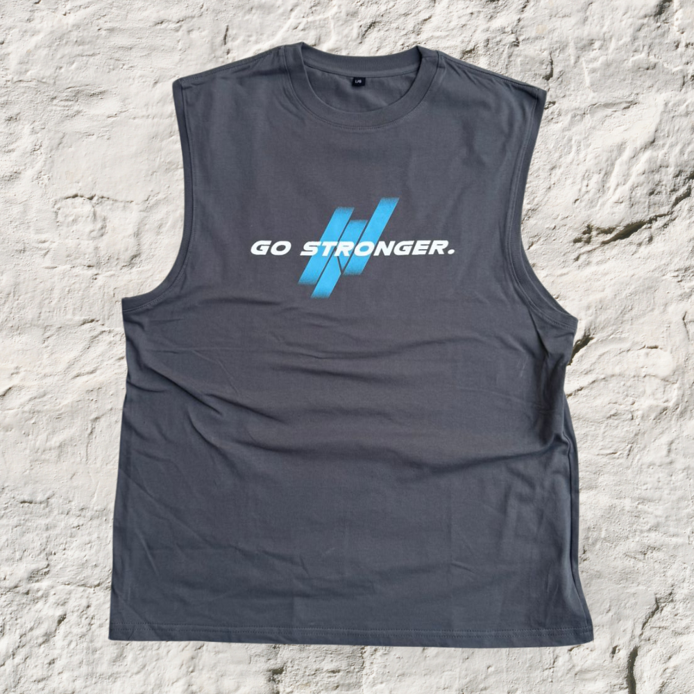 Playera Go Stronger Sin Mangas Gris